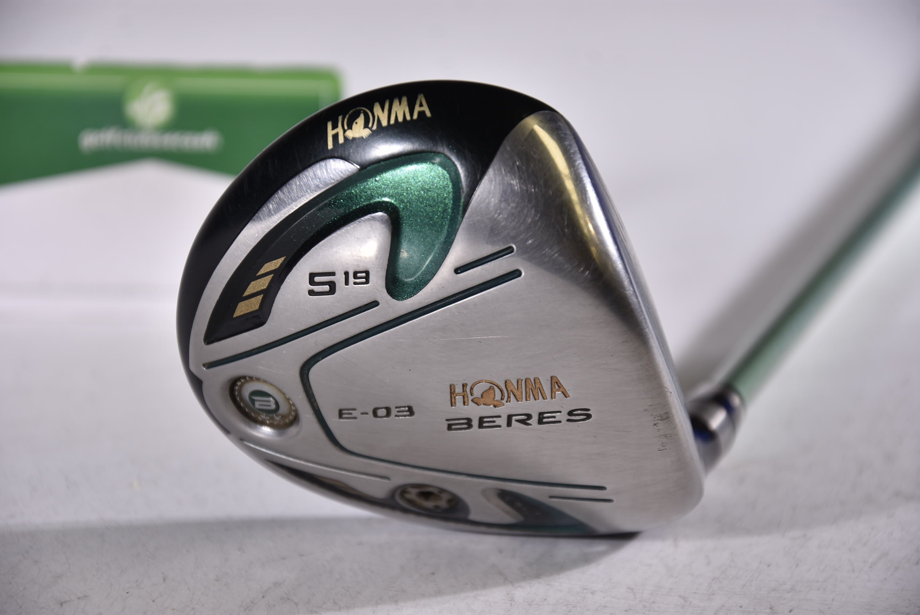 Club Golf 19 Degrés Honma Hybride De Golf HONMA BERES U-06 Club Golf 19 Degrés Honma Hybride De Golf HONMA BERES U-06