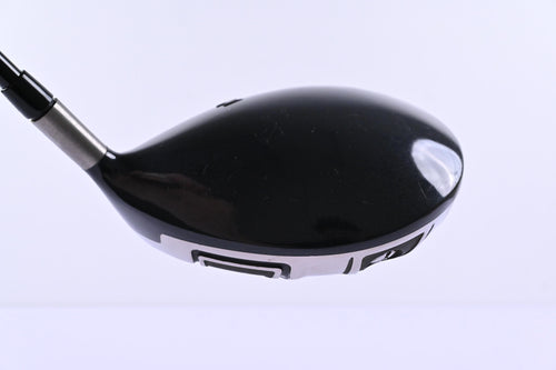 Titleist 909 D3 Driver / 9.5 Degree / Stiff Flex Aldila VooDoo Shaft