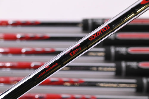 Ping i230 Irons / 4-PW / Black Dot / X-Flex N.S.Pro Modus³ Tour 105 Shafts