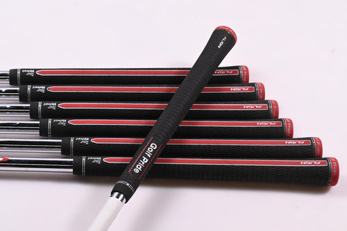 Ping i230 Irons / 4-PW / Black Dot / X-Flex N.S.Pro Modus³ Tour 105 Shafts