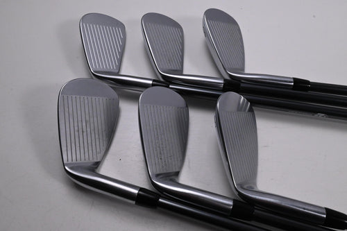 Titleist T250* 2025 Irons / 6-PW+52 / Regular Flex MMT Speedmesh 65 Shafts