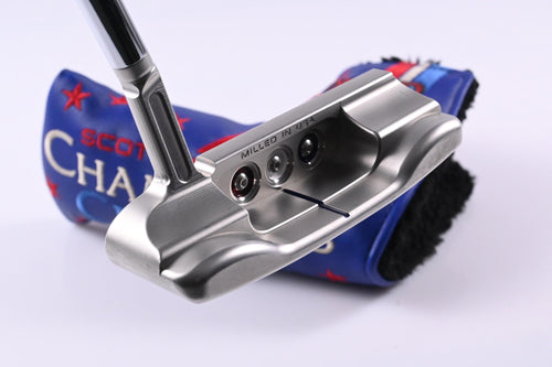 Scotty Cameron Champions Choice Button Back 2023 Putter / 33 Inch