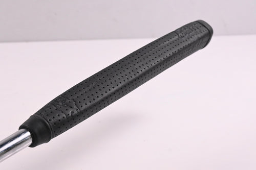 Axis1 Rose Putter / 34 Inch