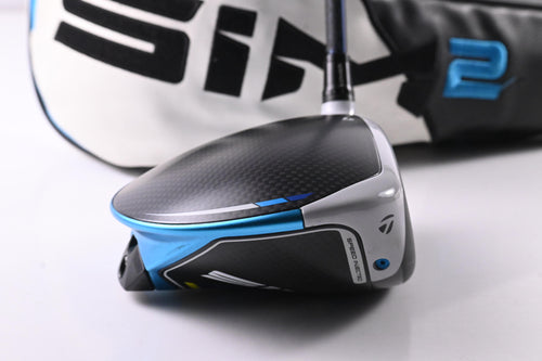 Taylormade SIM2 Max Driver / 10.5 Degree / Regular Flex Fujikura Ventus Blue 5