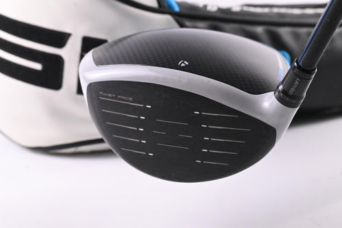 Taylormade SIM2 Max Driver / 10.5 Degree / Regular Flex Fujikura Ventus Blue 5