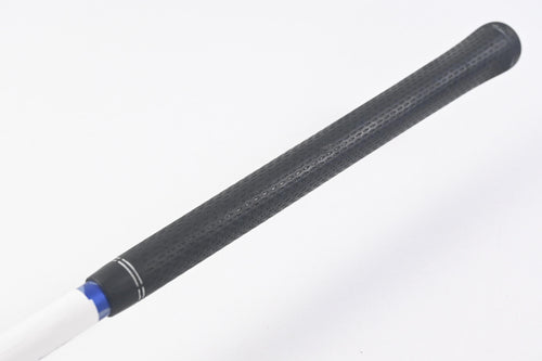 Titleist 913 F #5 Wood / 19 Degree / Regular Flex Diamana S+72 Shaft
