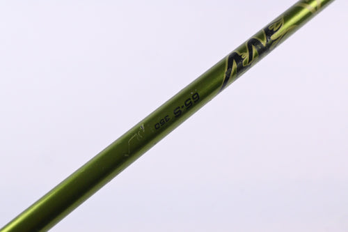Taylormade R580 XD Driver / 9.5 Degree / Stiff Flex Aldila NV Green 65 Shaft