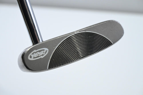 Left Hand Yes! C-Groove Marilyn Putter / 34 Inch