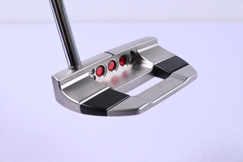Scotty Cameron 2025 Studio Style Fastback Putter / 34 Inch