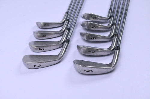 Titleist DCI 981 Irons / 2-PW / Stiff Flex Titleist Tri-Spec Shafts