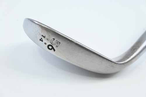 Cleveland 588 RTX Sand Wedge / 56 Degree / Wedge Flex Dynamic Gold Shaft