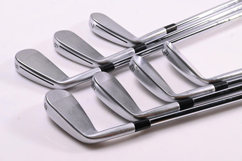 Taylormade P790 2023 Irons / 5-PW+GW / Stiff Flex N.S.Pro Modus³ Tour 105 Shafts