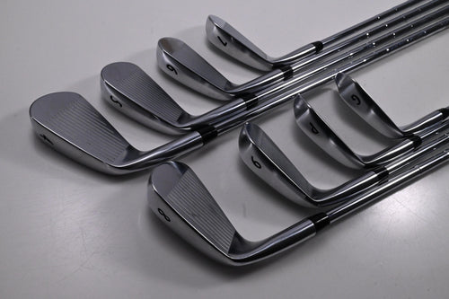 Miura TC-202 Irons / 4-PW+GW / Stiff Flex Dynamic Gold 115 S300 Shafts