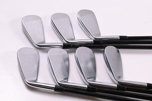 Taylormade P790 2019 Irons / 4-PW / Stiff Flex UST ish 80 Shafts
