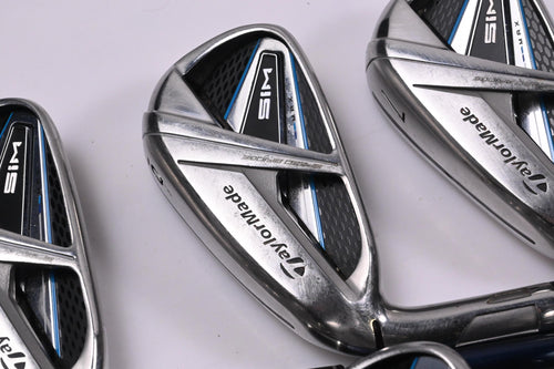 Left Hand Taylormade SIM Max Irons / 5-PW / Regular Flex Ventus Blue 6