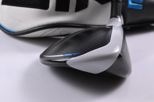 Taylormade SIM2 Max #5 Wood / 18 Degree / Regular Flex Ventus Blue 5 Shaft