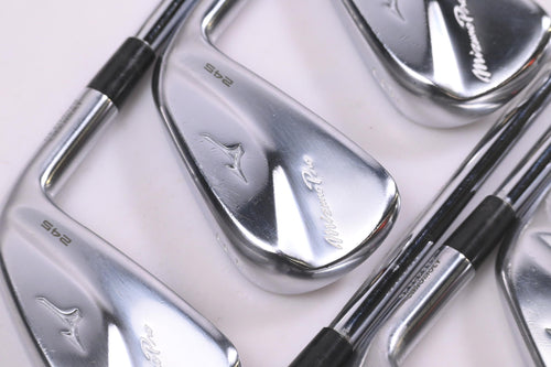 Mizuno Pro 245 Irons / 4-PW / Regular Flex Dynamic Gold Mid 100 R300 Shafts