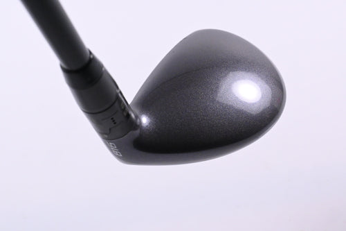 Titleist 816 H2 #3 Hybrid / 19 Degree / Stiff Flex HZRDUS Smoke RDX Black 80