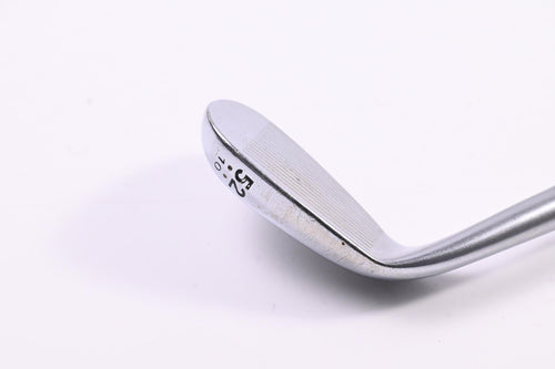 Cleveland 588 RTX Gap Wedge / 52 Degree / Wedge Flex Dynamic Gold Shaft