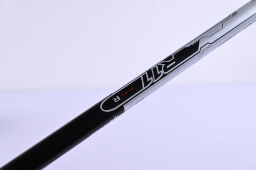Taylormade R11 Driver / 9 Degree / Regular Flex Fujikura Blur 60 Shaft
