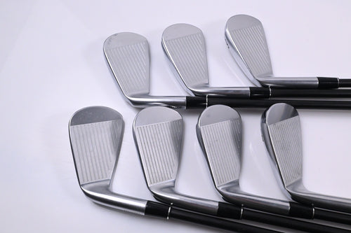 Srixon ZXi7 Irons / 4-PW / Regular Flex KBS TGI 60 Shafts