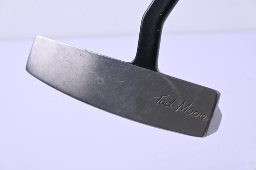 Maxfli Tad Moore Yip Stick Putter / 32 Inch