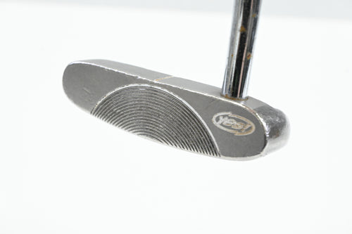 Yes! C-Groove Marilyn Putter / 33 Inch