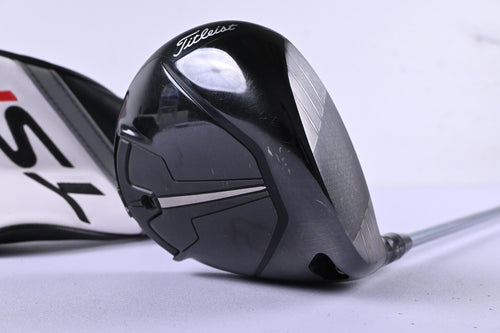 Titleist TSR3 Driver / 10 Degree / Regular Flex Fujikura Air Speeder 40 Shaft