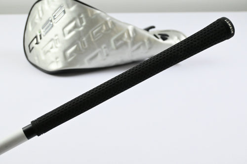 Taylormade Qi35 Driver / 9 Degree / Stiff Flex UST Mamiya Proforce V2 6