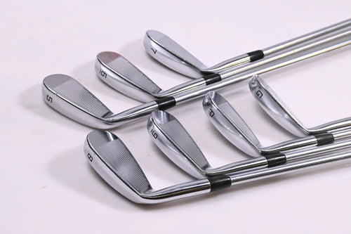 Cobra King Tour 2023 Irons / 5-PW+GW / Regular Flex Project X IO 105 Shafts