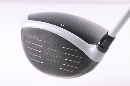 Taylormade SIM2 Max D Driver / 10.5 Degree / Regular Flex Airspeeder 45 Shaft