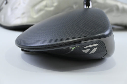 Taylormade Qi35 Driver / 12 Degree / X-Flex KBS Reax Red 60 Shaft