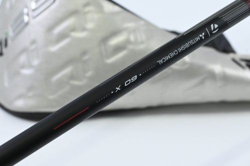 Taylormade Qi35 Driver / 12 Degree / X-Flex KBS Reax Red 60 Shaft