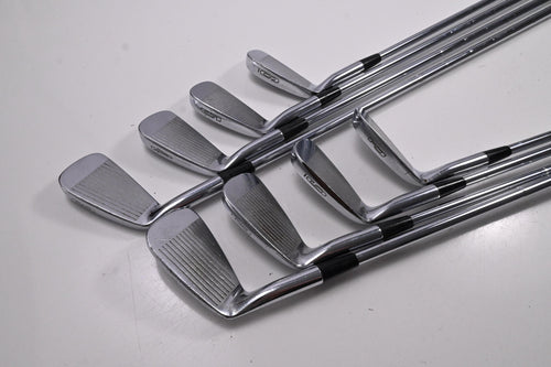 Mizuno TP-18 Irons / 3-PW / Stiff Flex Dynamic Gold S300 Shafts