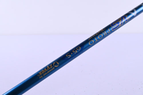 Titleist 907 D1 Driver / 9.5 Degree / Stiff Flex Aldila VS Proto 65 Shaft