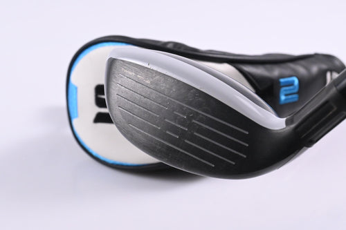 Taylormade SIM2 Max #4 Hybrid / 22 Degree / Regular Flex Fujikura Ventus Blue 6