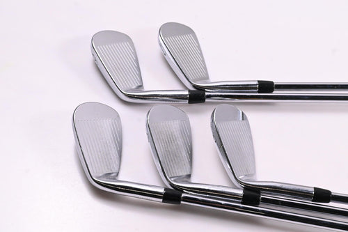 Titleist CB 620 Irons / 6-PW / Stiff Flex AMT Black S300 Shafts