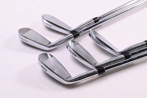 Titleist CB 620 Irons / 6-PW / Stiff Flex AMT Black S300 Shafts