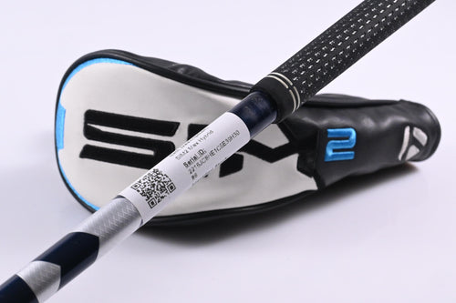 Taylormade SIM2 Max #4 Hybrid / 22 Degree / Regular Flex Fujikura Ventus Blue 6
