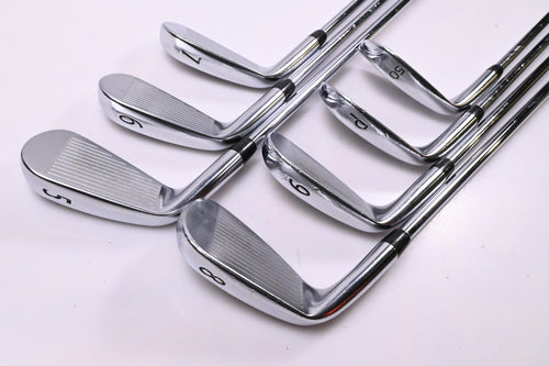 Titleist 718 AP2 Irons / 5-PW+50° / Regular Flex AMT Red R300 Shafts