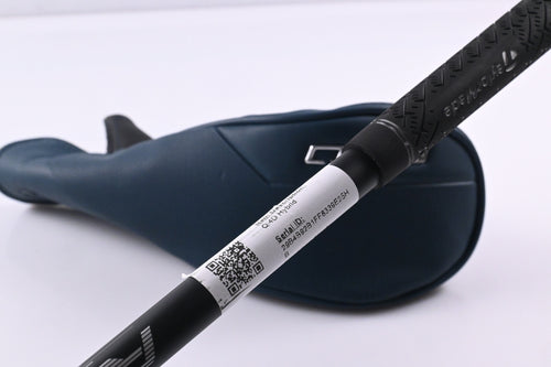 Taylormade Qi4D #4 Hybrid / 22 Degree / Regular Flex Reax 65 Shaft