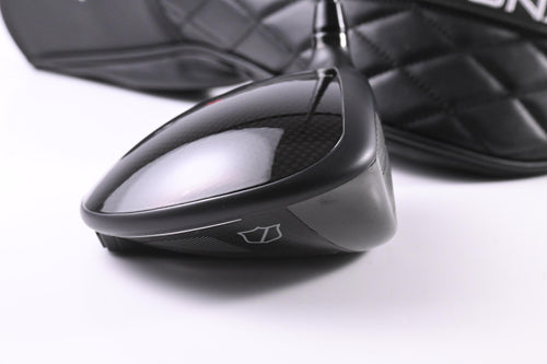 Wilson Staff DYNAPWR 2025 Carbon Driver / 9 Degree / Stiff Flex Denali Black 60