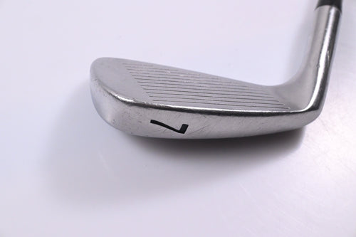 Wilson Staff Pi7 #7 Iron / 35 Degree / Regular Flex Dynamic Gold R300 Shaft