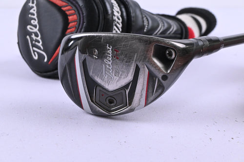 Titleist 913H #3 Hybrid / 19 Degree / Stiff Flex Aldila RIP Phenom 80 Shaft