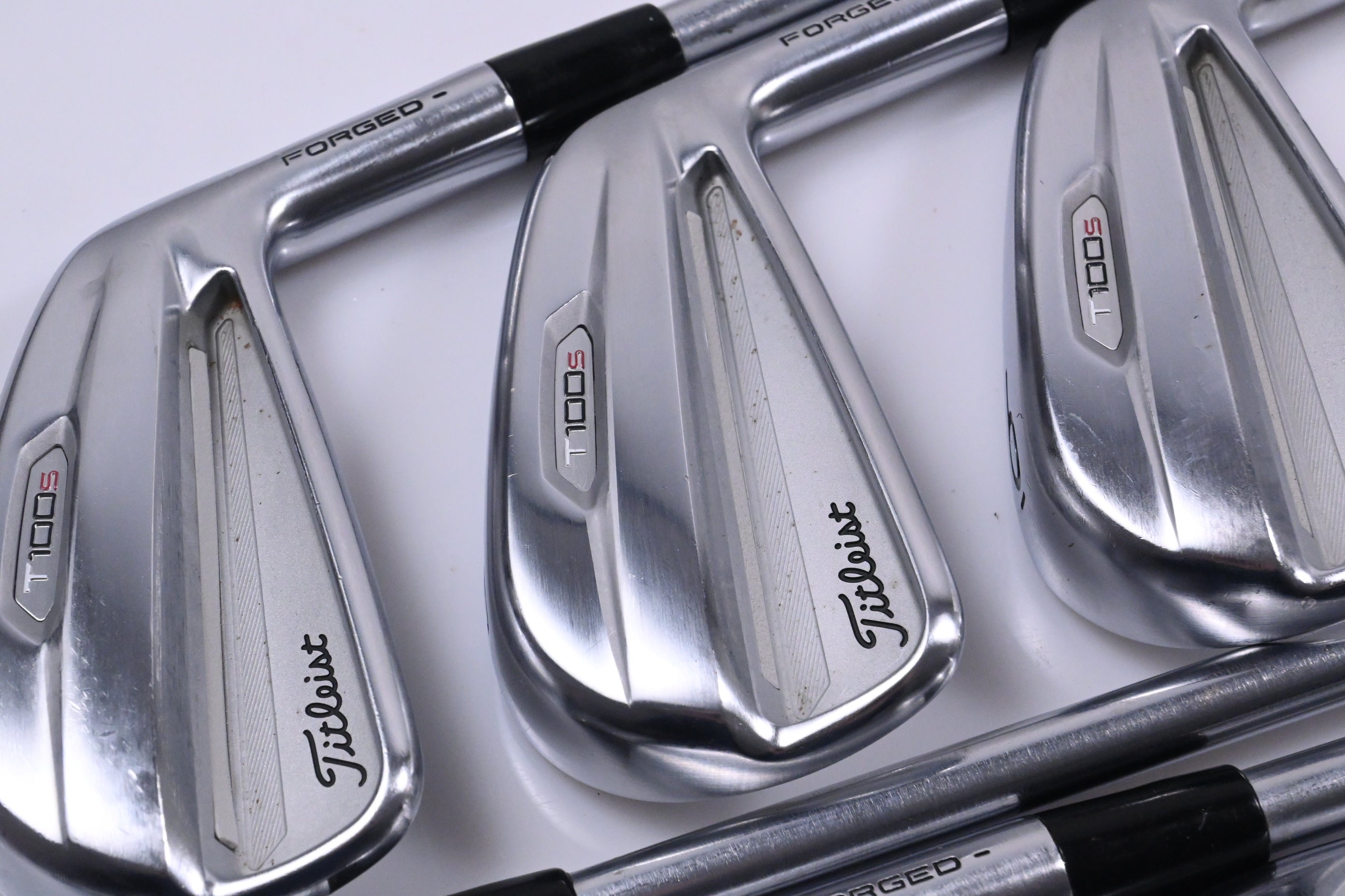 Ensemble fer à repasser Titleist T100S 2021 4-PW, AW extra rigide Ensemble fer à repasser Titleist T100S 2021 4-PW, AW extra rigide