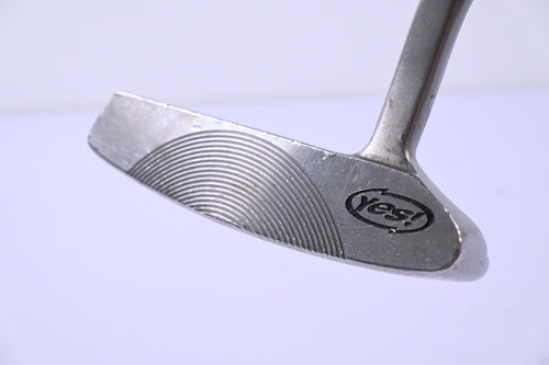 Yes! C-Groove Tracy II Putter / 32 Inch
