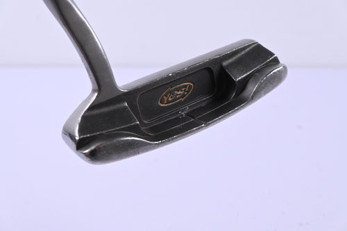 Yes! C-Groove Tracy II Putter / 32 Inch