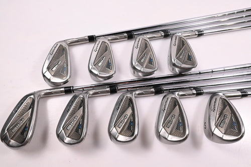 Taylormade SIM2 Max Irons / 4-PW+GW+SW / Regular Flex Elevate 95 Shafts