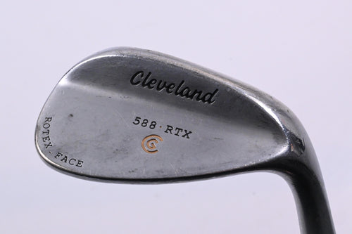 Cleveland 588 RTX Sand Wedge / 54 Degree / Wedge Flex Dynamic Gold Shaft