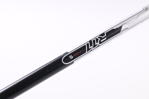 Taylormade R11 #3 Wood / 15.5 Degree / Stiff Flex Fujikura Blur 70 Shaft